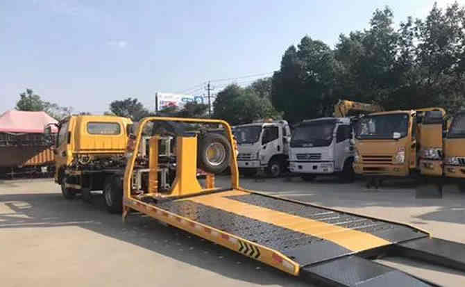 遂昌汽车中途维修案例